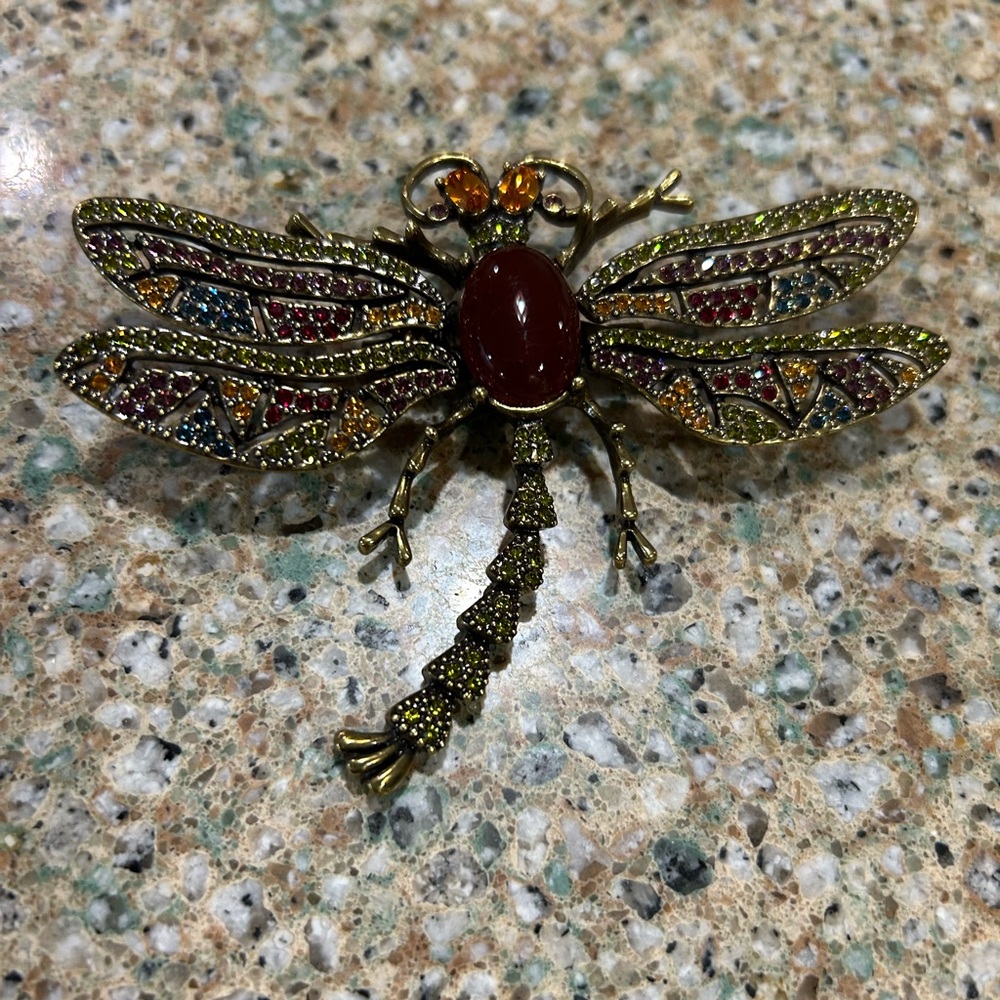 Heidi Daus Trembling Brilliance Dragonfly Brooch. Never Worn